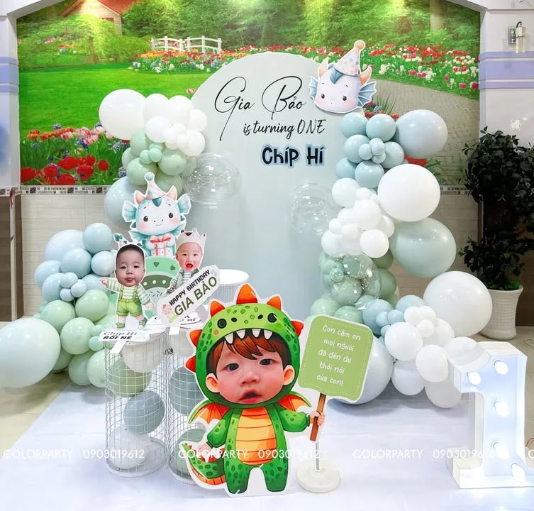 Nhấn để phóng to 🎉 Gia Bảo Tròn Một Tuổi – Bữa Tiệc Thôi Nôi Dễ Thương Hết Nấc! 🎂🐉 – ảnh 1