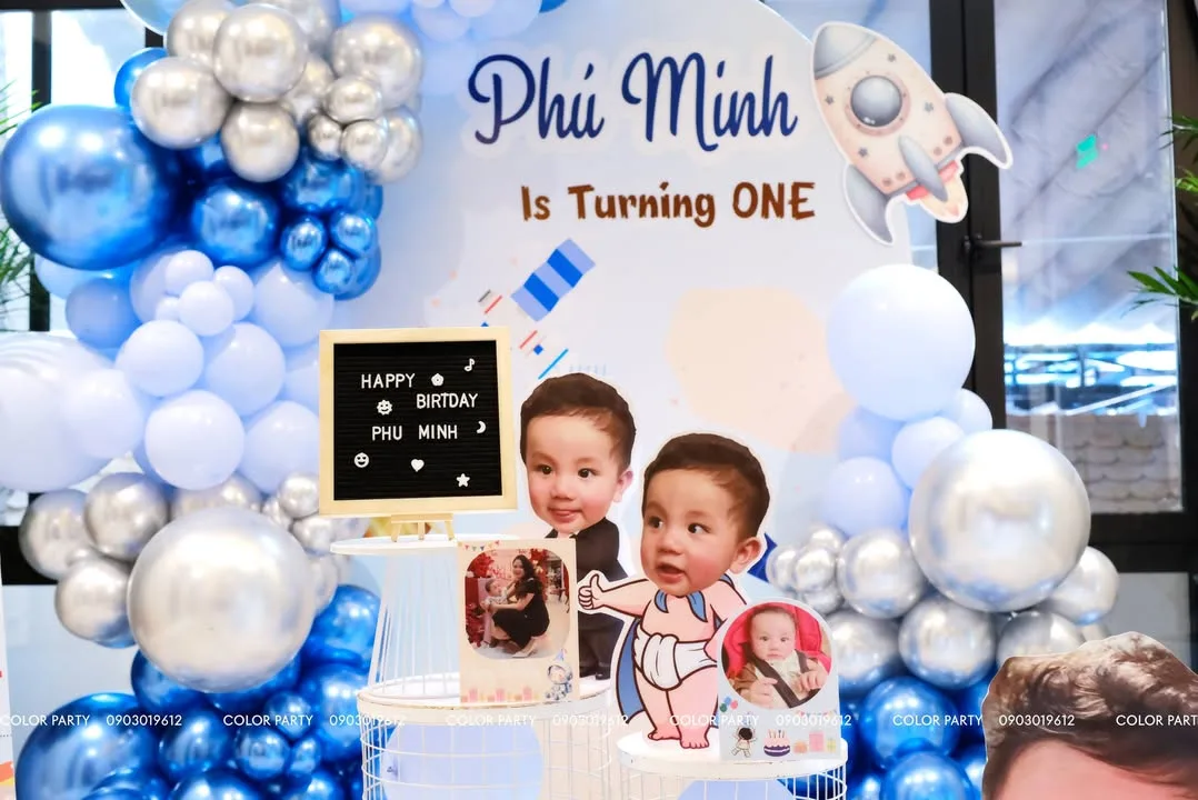 Nhấn để phóng to 🎉 Chúc mừng sinh nhật 1 tuổi của “phi hành gia nhí” Phú Minh! 🚀 – ảnh 2