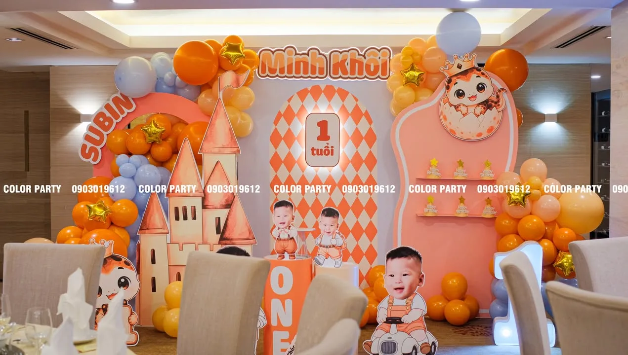 Chúc mừng thôi nôi bé Minh Khôi, cột mốc đầu tiên thật rực rỡ! 🎉