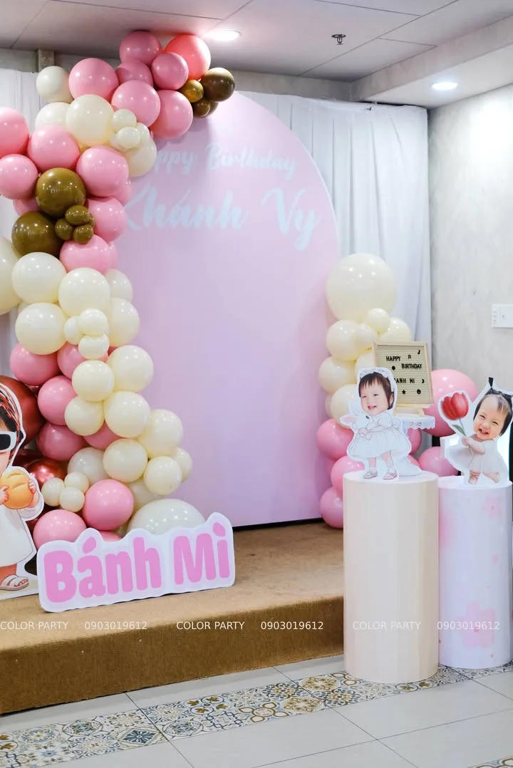 Nhấn để phóng to 🎉 Khánh Vy tròn 1 tuổi - Bé đã chính thức "bước vào lịch sử" với buổi tiệc thô… – ảnh 3
