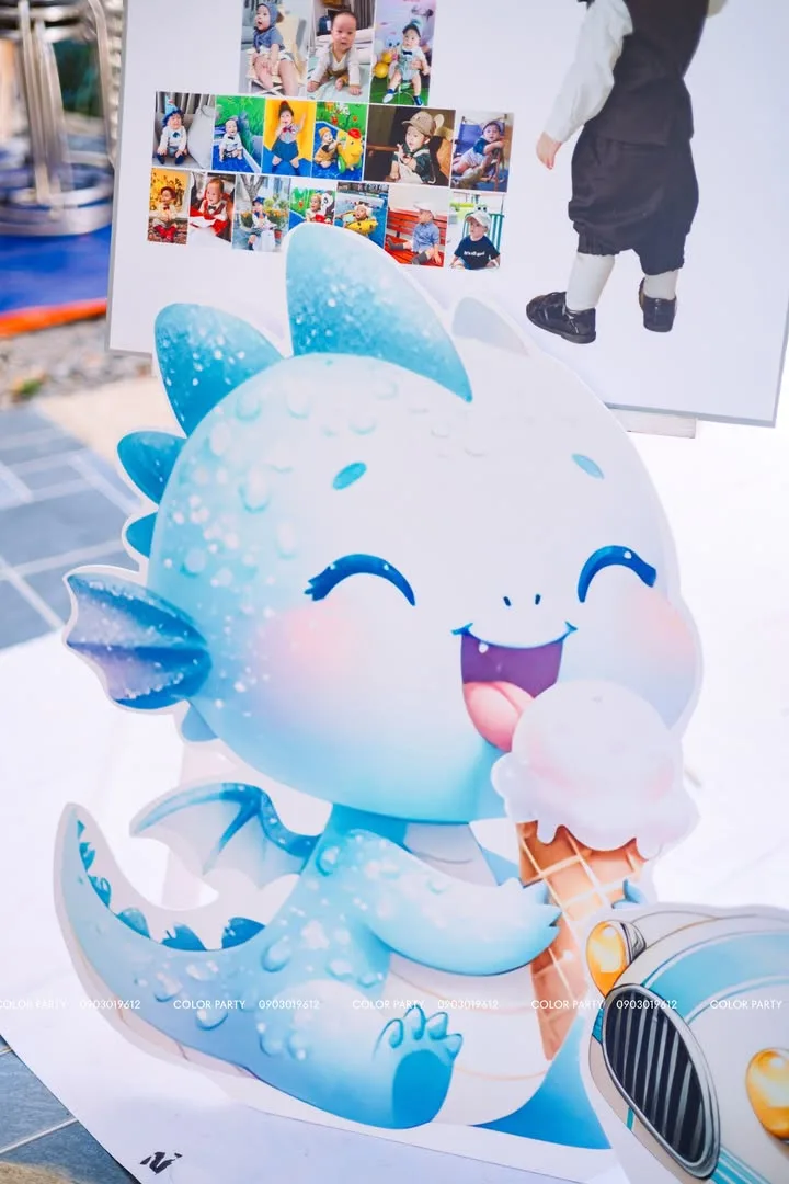 Nhấn để phóng to 🍼 PEN – Bé rồng một tuổi siêu cute, siêu lái xe!🎂 – ảnh 3