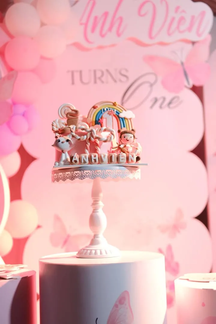 Nhấn để phóng to Chúc mừng sinh nhật bé Ánh Viên (Mây) tròn 1 tuổi nhé! 🎉🎂 – ảnh 8