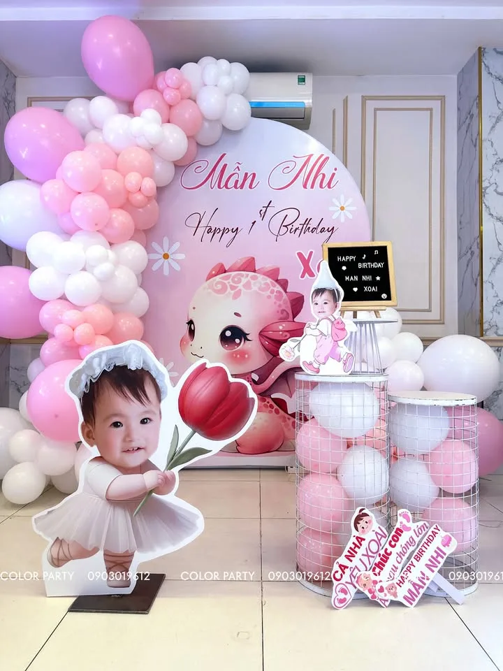 Nhấn để phóng to 🌸 Mẫn Nhi tròn một tuổi – cả nhà tung hoaaaaa! 🎉 – ảnh 1
