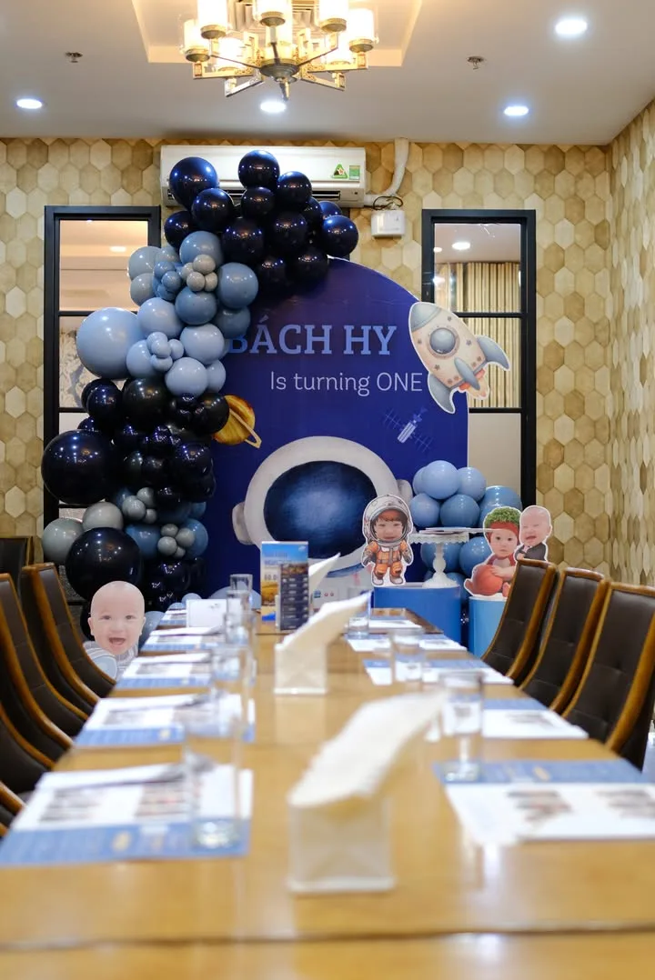 Nhấn để phóng to 🎉 HAPPY BIRTHDAY, BÁCH HY! YOU ARE TURNING ONE! 🎉 – ảnh 1