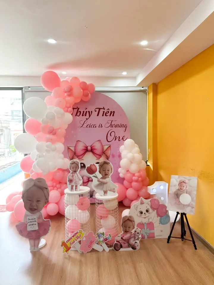 Nhấn để phóng to Chúc mừng sinh nhật 1 tuổi bé Lecia - nàng công chúa cười tít mắt! 🎂🎉 – ảnh 6